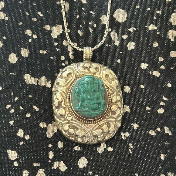 Ganesh Pendant - Picture 1 of 3